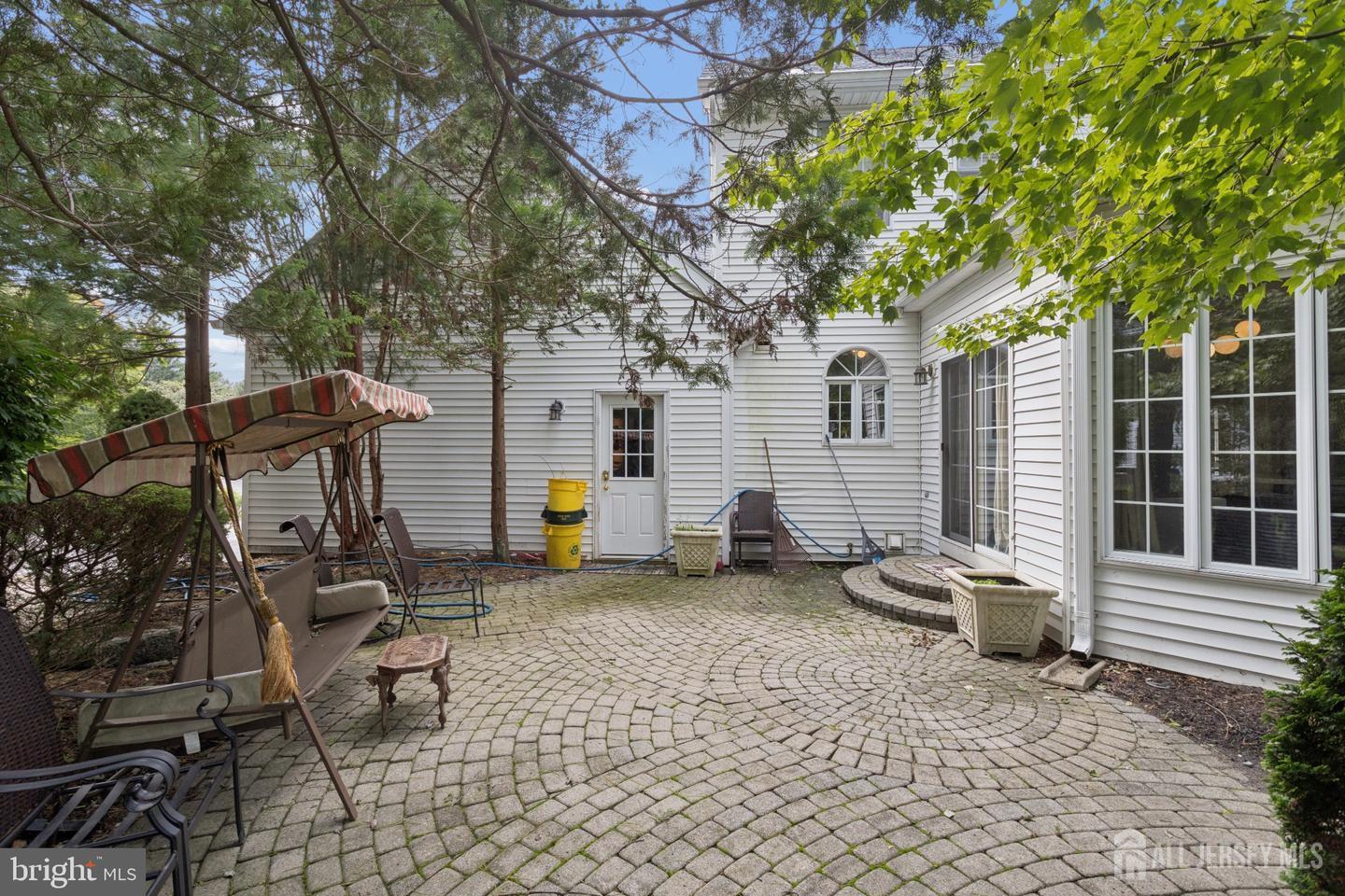 17 Glacier Drive West Windsor NJ 08550