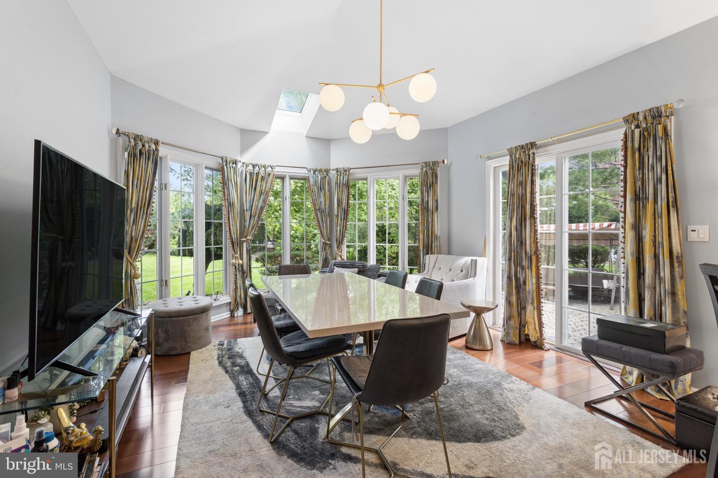 17 Glacier Drive West Windsor NJ 08550