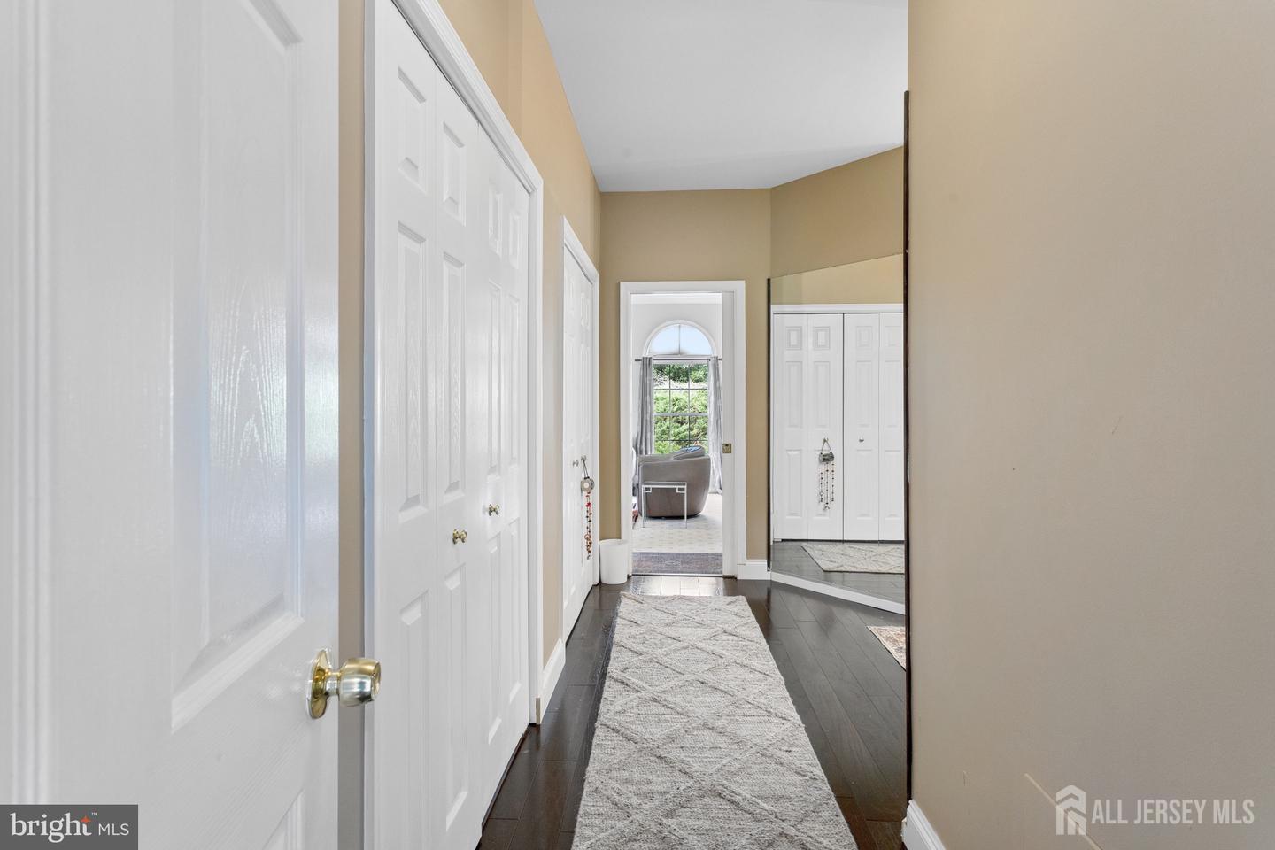 17 Glacier Drive West Windsor NJ 08550
