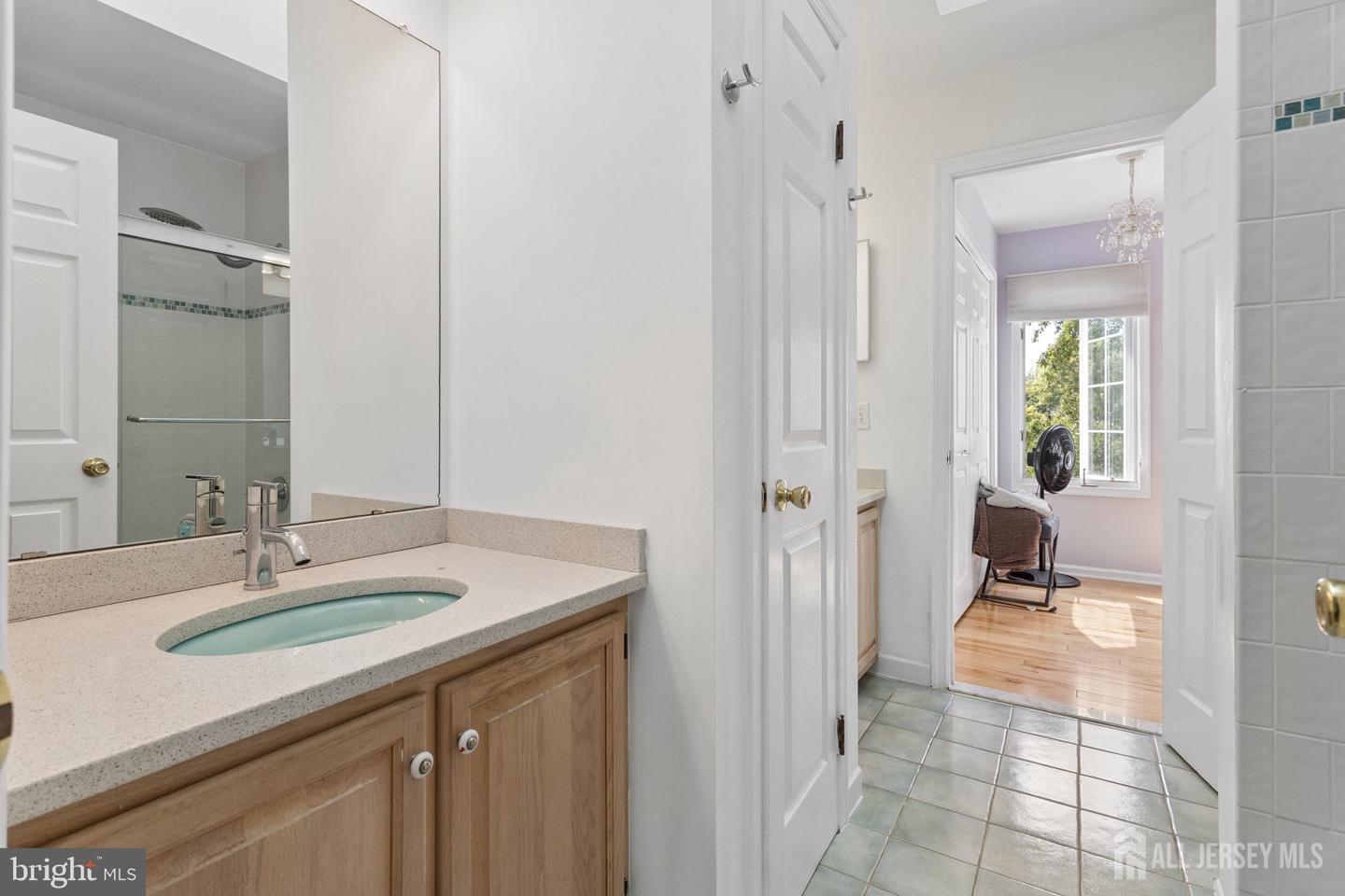 17 Glacier Drive West Windsor NJ 08550