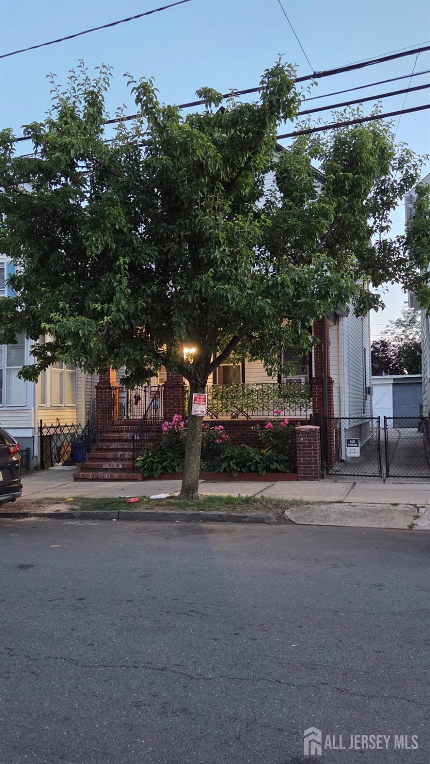 26 Harvey Street New Brunswick NJ 08901
