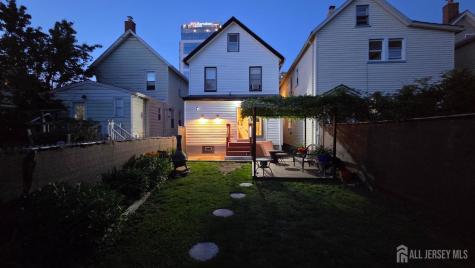 26 Harvey Street New Brunswick NJ 08901