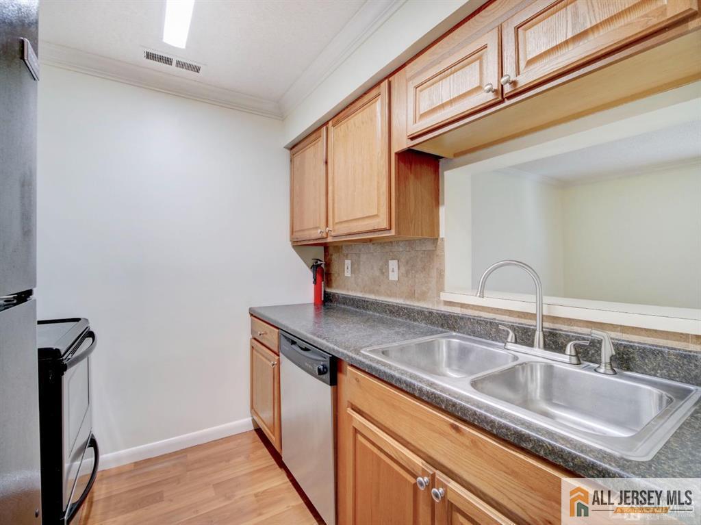1513 Ravens Crest Drive Plainsboro NJ 08536