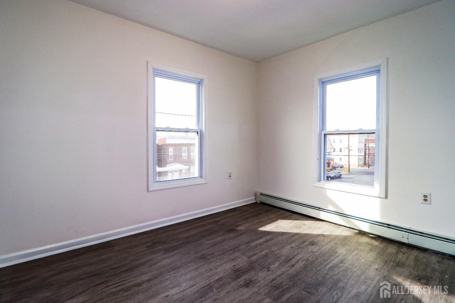 364 Market Street Perth Amboy NJ 08861