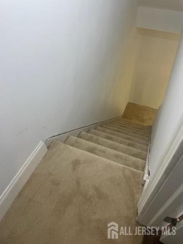 915 N Cricket Lane Woodbridge Proper NJ 07095