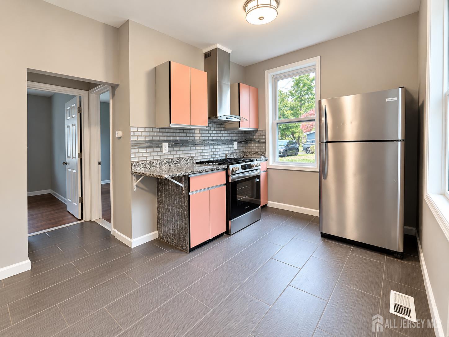 66 Snowhill Street Spotswood NJ 08884