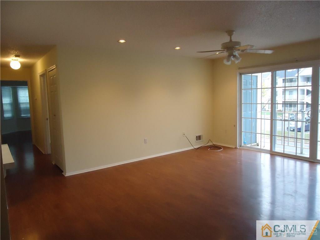 28 Pembrook Avenue North Brunswick NJ 08902