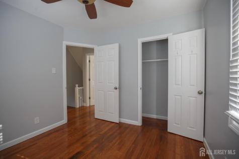 545 Olive Place Woodbridge Proper NJ 07095