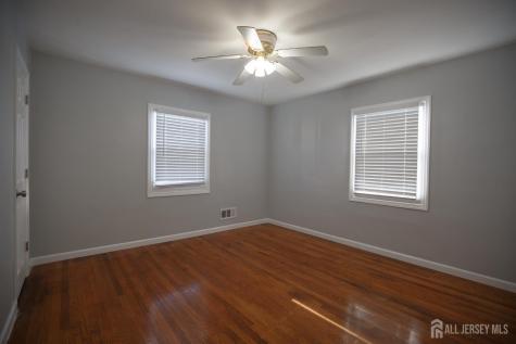 545 Olive Place Woodbridge Proper NJ 07095