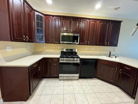 4 Blake Drive Hopewell Twp NJ 08634