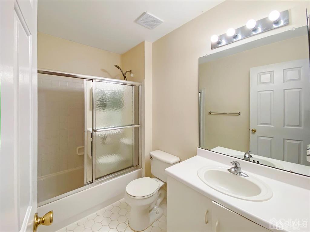 48 Berkshire Way East Brunswick NJ 08816