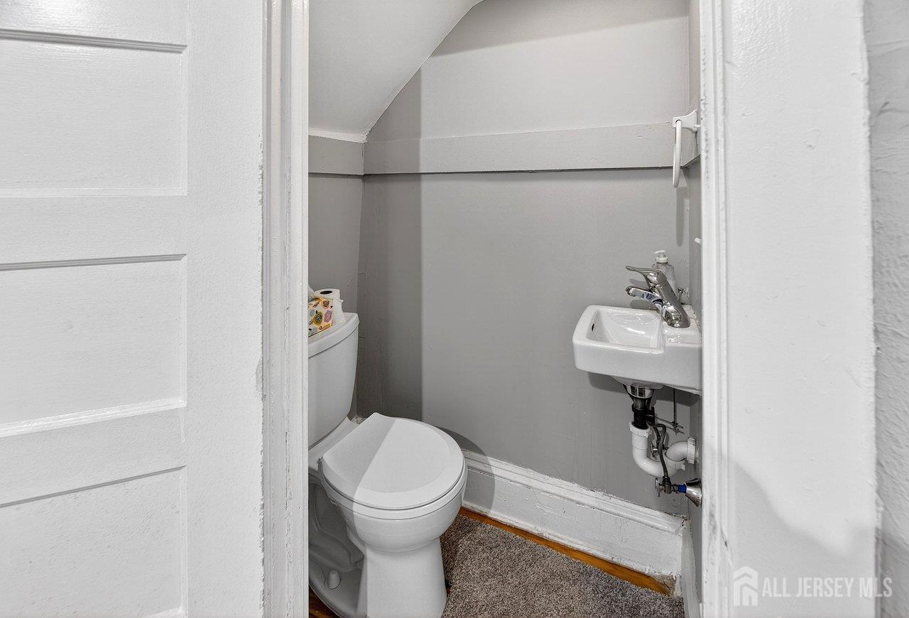 53 Sanhican Drive Trenton NJ 08618