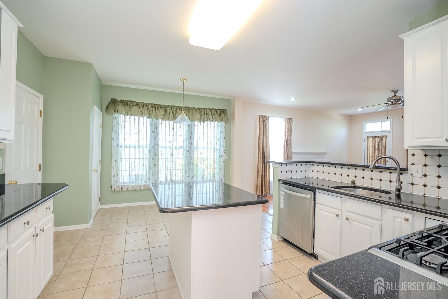 31 SE Hawthorn Drive Plainsboro NJ 08536