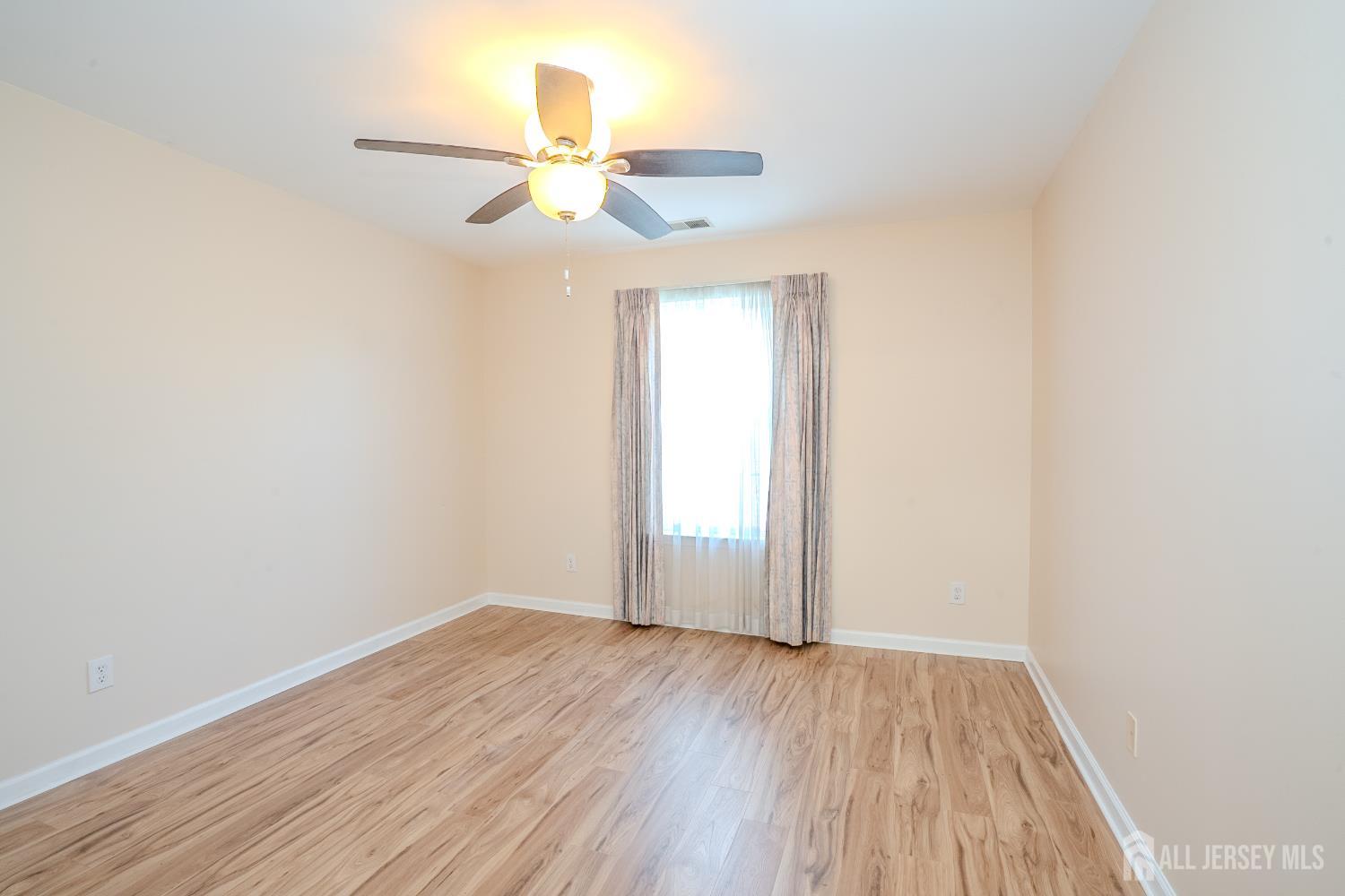 31 SE Hawthorn Drive Plainsboro NJ 08536