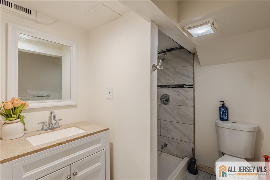 9 Haven Terrace Parlin NJ 08859