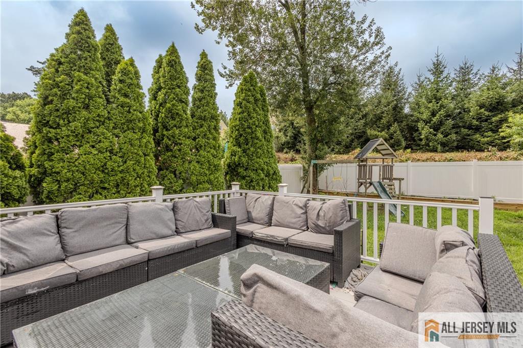 9 Haven Terrace Parlin NJ 08859