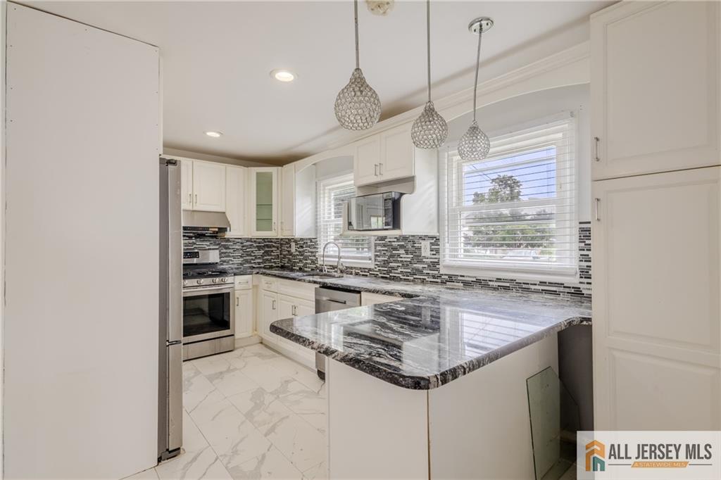 9 Haven Terrace Parlin NJ 08859