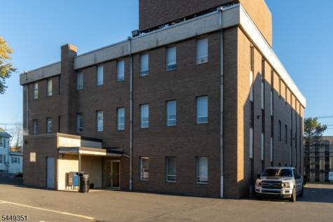 2424 Morris Avenue Union NJ 07083