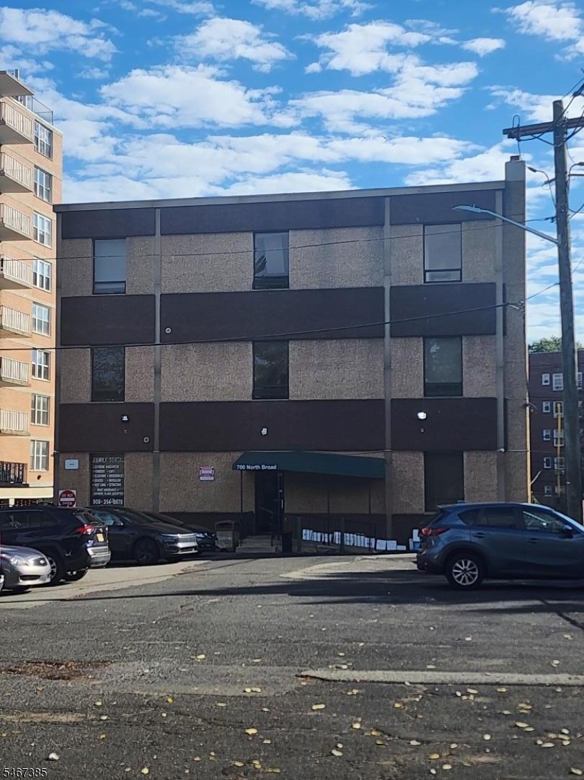 700 N Broad Street Elizabeth NJ 07208