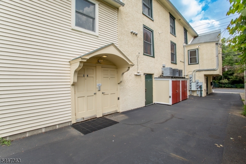 63 Coryell Street Lambertville NJ 08530