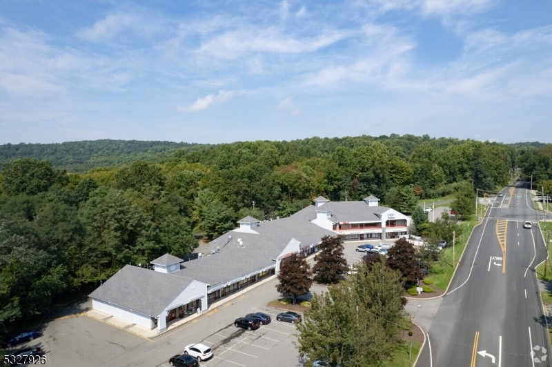 915 County Road 517 Independence NJ 07840