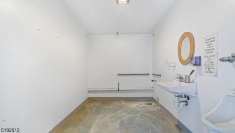 47 Maple Avenue Flemington NJ 08822