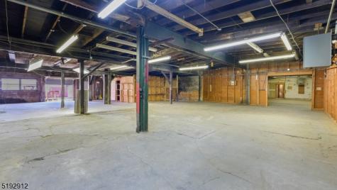 47 Maple Avenue Flemington NJ 08822