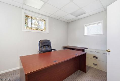 31 W Somerset Street Raritan NJ 08869