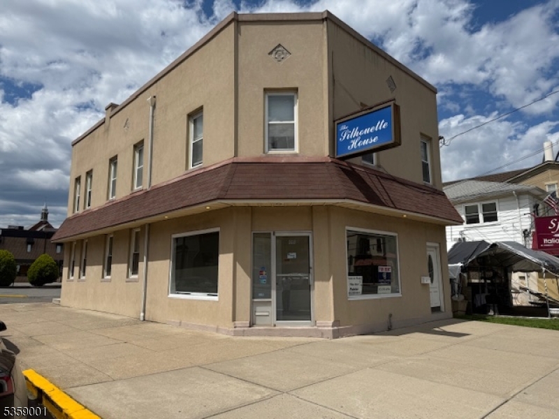 335 Union Boulevard Totowa NJ 07512