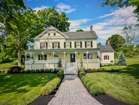 97 Grayrock Road Clinton NJ 08809