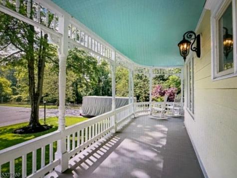 97 Grayrock Road Clinton NJ 08809