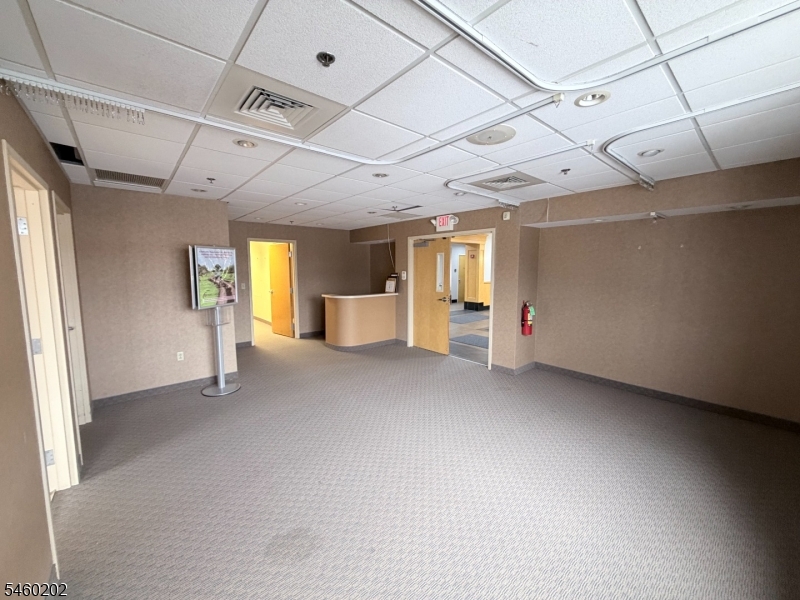 81 Veronica Avenue Franklin NJ 08873