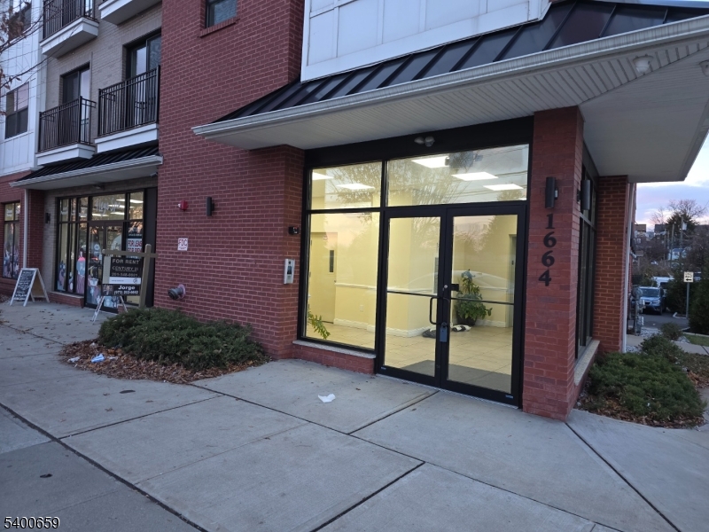 1664 Stuyvesant Avenue Union NJ 07083