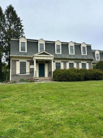 122 RT173/122 West Main Clinton NJ 08809