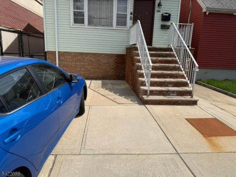 398 Avenue Bayonne NJ 07002