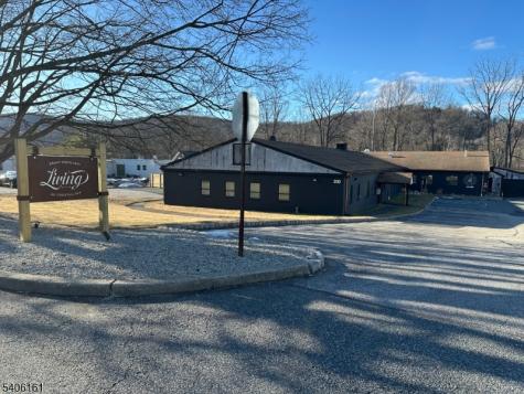 300 Valentine Street Hackettstown NJ 07840