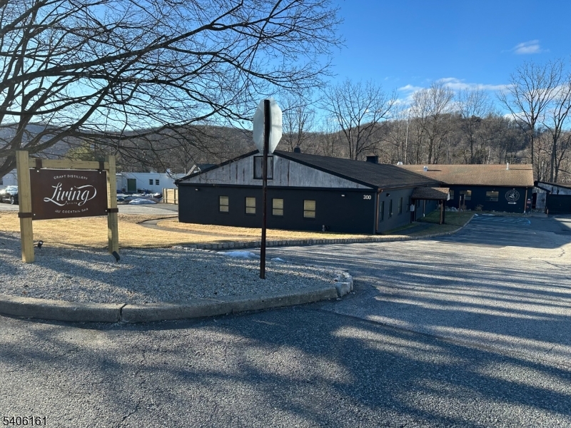 300 Valentine Street Hackettstown NJ 07840