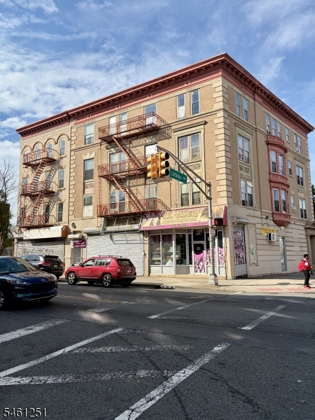 287 S Orange Avenue Newark NJ 07103