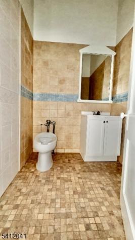 1233 Main Avenue Clifton NJ 07011