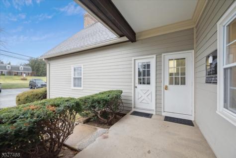 10 Shawnee Drive Watchung NJ 07069