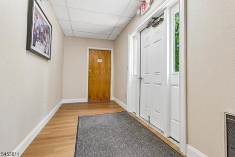 917 Mountain Avenue Mountainside NJ 07092