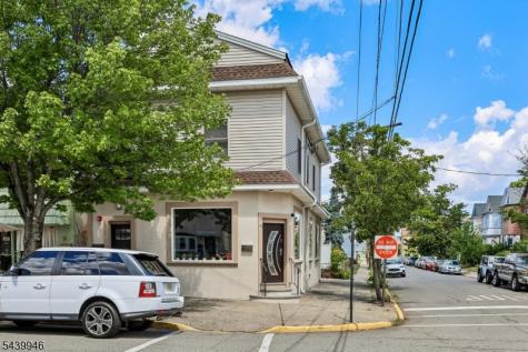 63 Union Boulevard Wallington NJ 07057