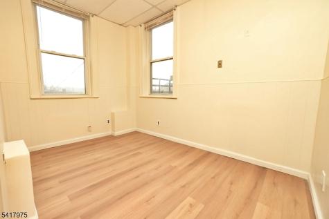 280 Washington Avenue Belleville NJ 07109