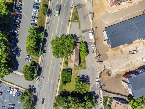 820 Bloomfield Avenue Verona NJ 07006