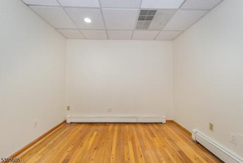 548 Franklin Avenue Nutley NJ 07110
