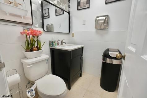 464 Valley Brook Avenue Ste 6 Lyndhurst NJ 07071