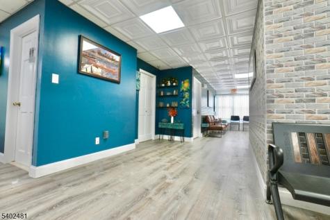 464 Valley Brook Avenue Ste 6 Lyndhurst NJ 07071