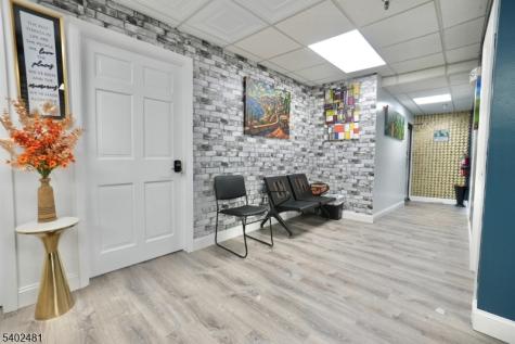 464 Valley Brook Avenue Ste 6 Lyndhurst NJ 07071
