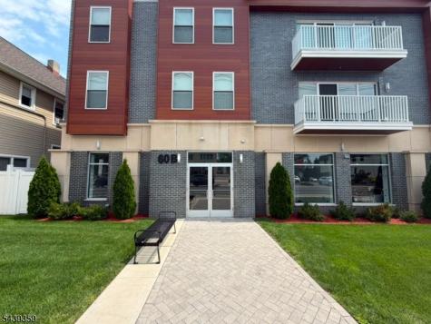 62 Westfield Avenue Clark NJ 07066