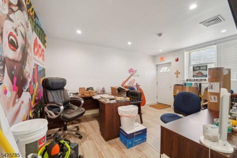 593 New York Avenue Lyndhurst NJ 07071